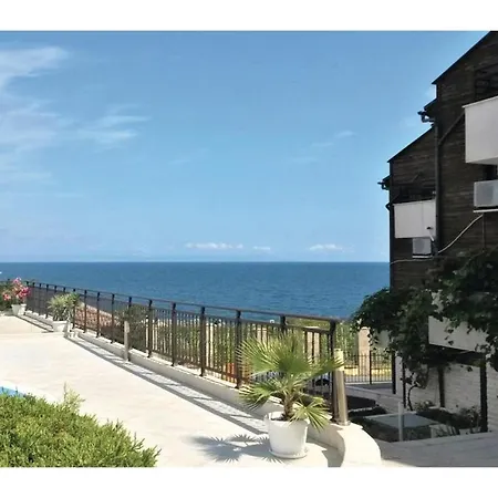 Two-bedroom In Sozopol/budzhaka Szozopol