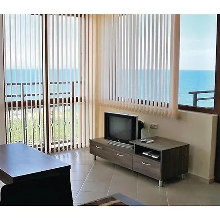 Two-bedroom In Sozopol/budzhaka *