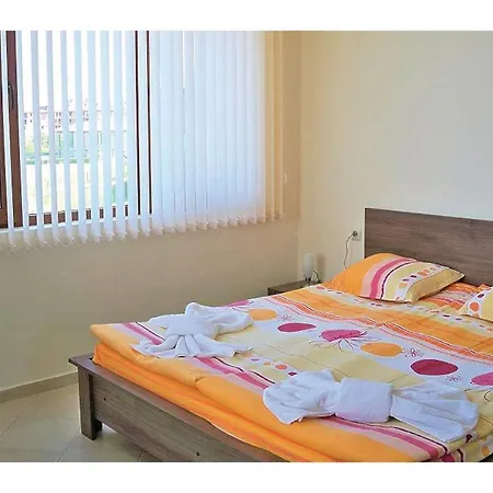 Two-bedroom In Sozopol/budzhaka