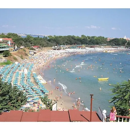 Two-bedroom In Sozopol/budzhaka شقة *